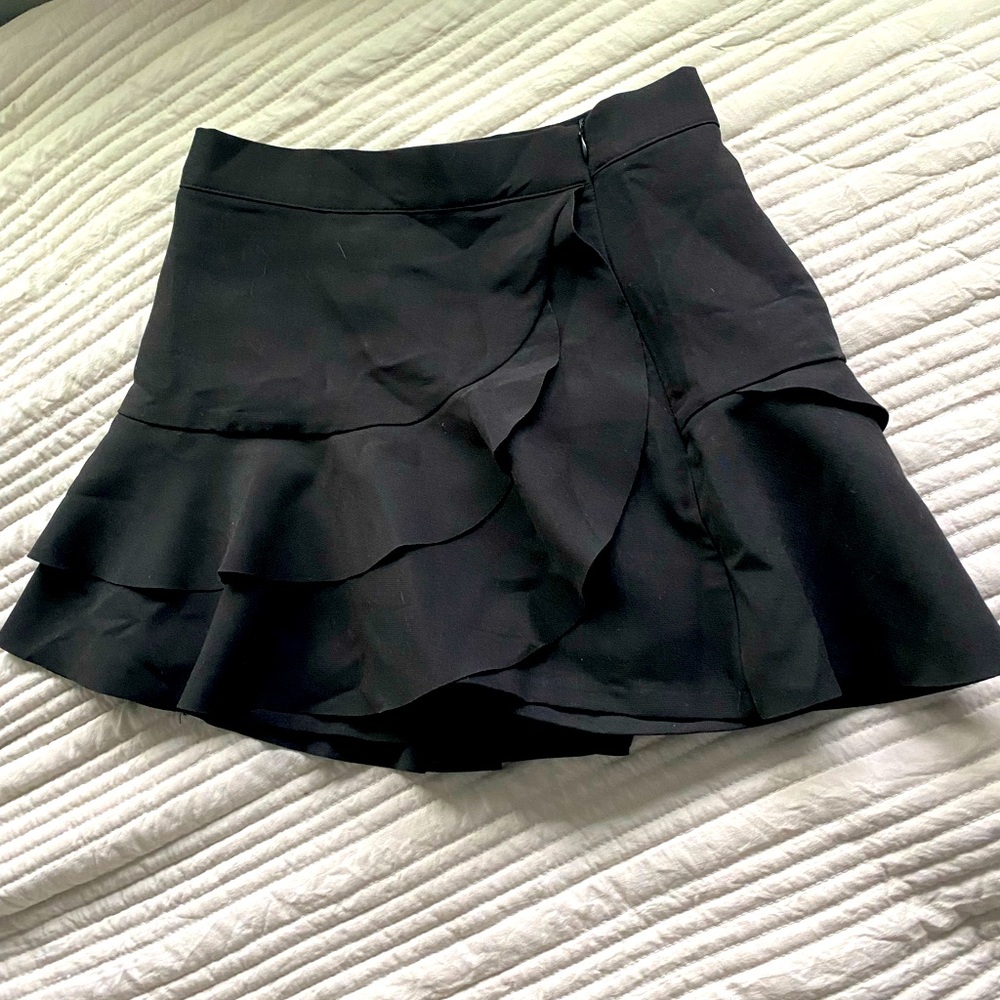 DO + BE Black Skirt